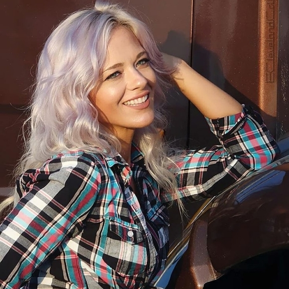 MAKE A OFFER IF YOU SEE SOMETHING YOU WANT!! - Picture 2 of 2